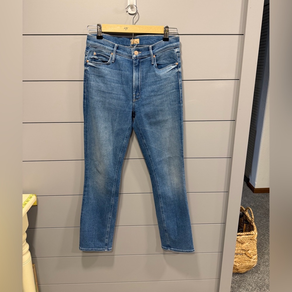 Mother size 28 jeans